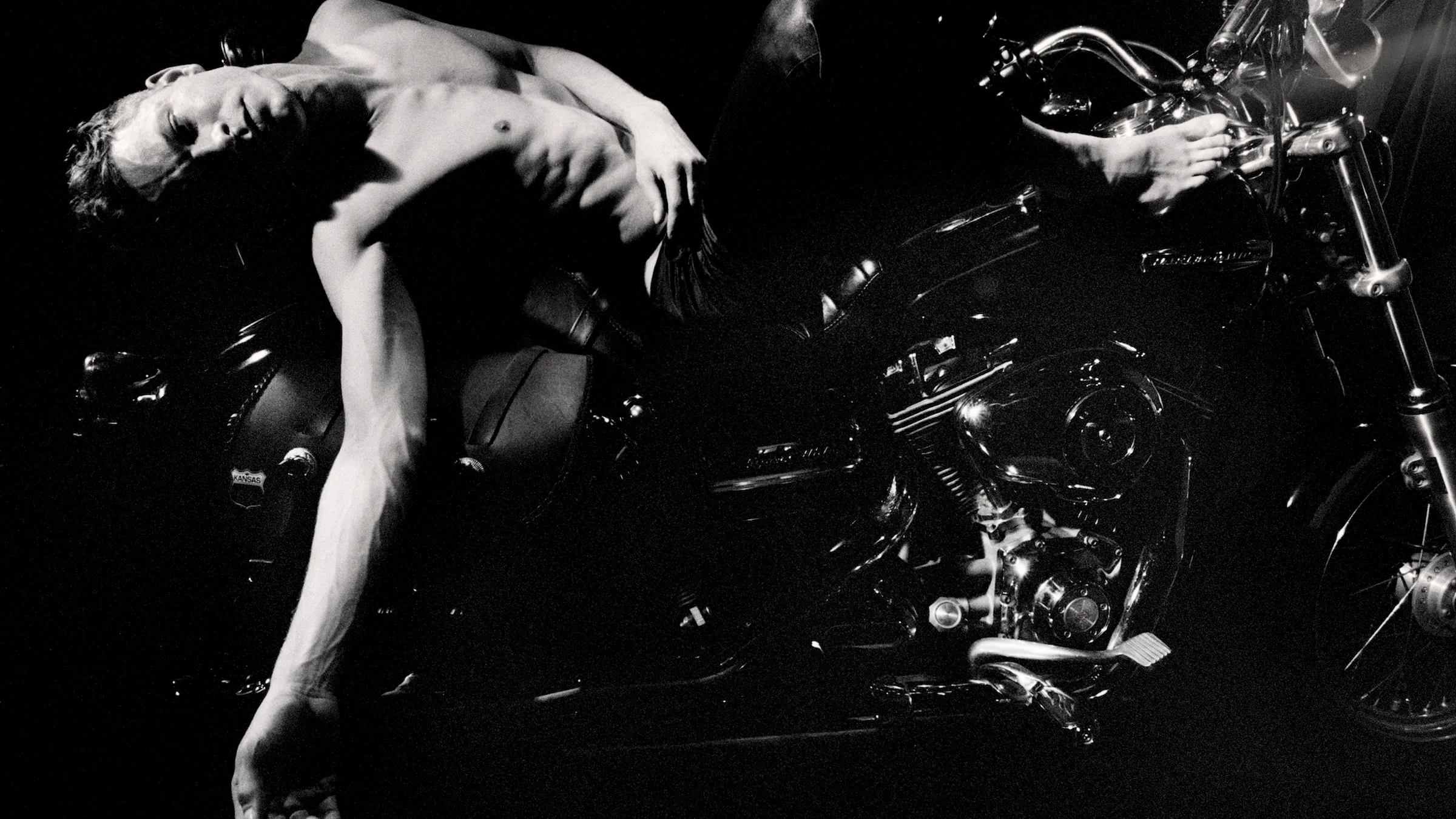 Grey :The Background-color of Heart